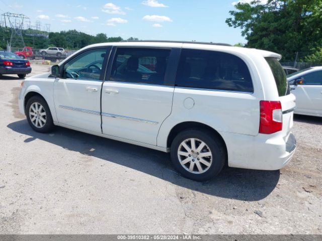 Photo 2 VIN: 2C4RC1BG6CR363542 - CHRYSLER TOWN AND COUNTRY 