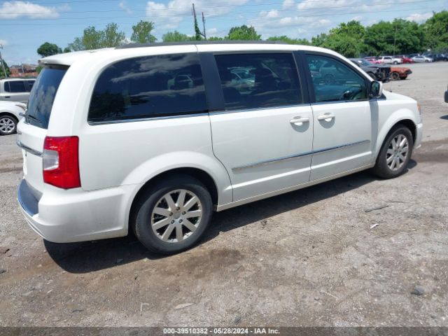 Photo 3 VIN: 2C4RC1BG6CR363542 - CHRYSLER TOWN AND COUNTRY 