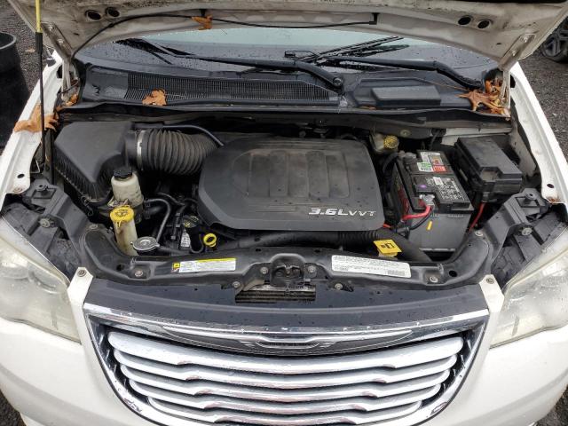 Photo 11 VIN: 2C4RC1BG6CR375528 - CHRYSLER TOWN & COU 