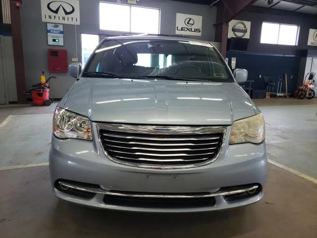 Photo 4 VIN: 2C4RC1BG6DR510332 - CHRYSLER TOWN & COU 