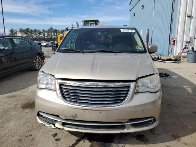 Photo 4 VIN: 2C4RC1BG6DR588688 - CHRYSLER TOWN & COU 