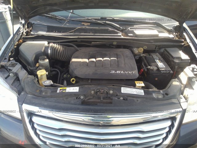 Photo 9 VIN: 2C4RC1BG6DR594801 - CHRYSLER TOWN & COUNTRY 