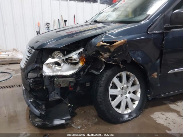 Photo 5 VIN: 2C4RC1BG6DR620880 - CHRYSLER TOWN & COUNTRY 