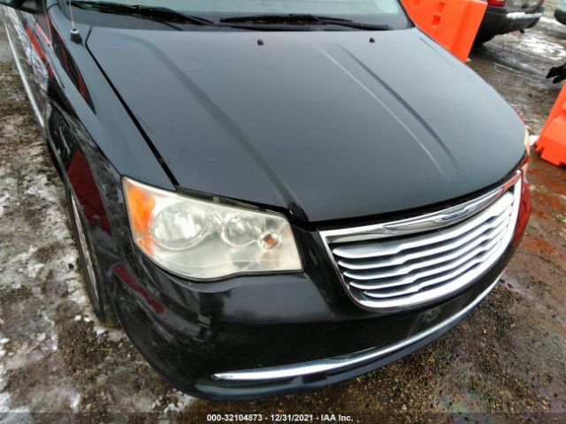 Photo 5 VIN: 2C4RC1BG6DR653880 - CHRYSLER TOWN & COUNTRY 