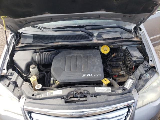 Photo 6 VIN: 2C4RC1BG6DR743336 - CHRYSLER TOWN &AMP COU 