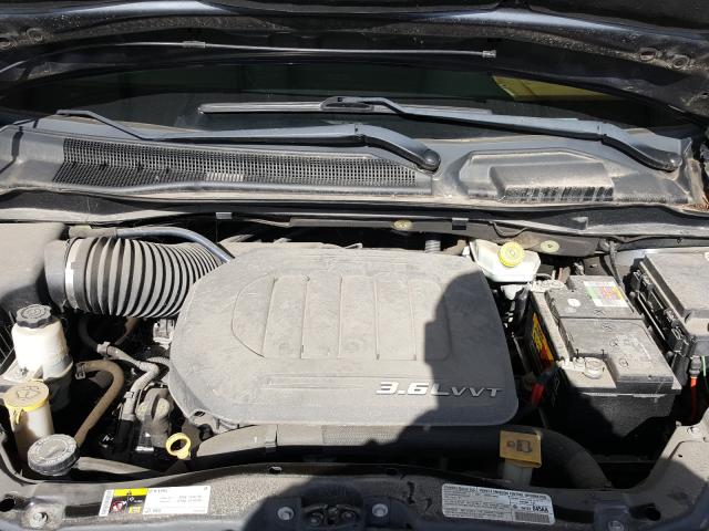 Photo 6 VIN: 2C4RC1BG6DR744518 - CHRYSLER TOWN & COU 