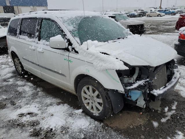 Photo 3 VIN: 2C4RC1BG6ER159892 - CHRYSLER TOWN & COU 