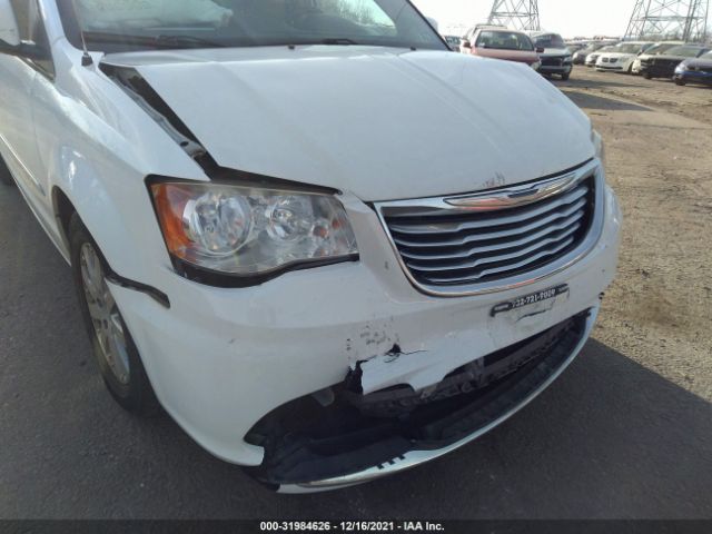 Photo 5 VIN: 2C4RC1BG6ER324257 - CHRYSLER TOWN & COUNTRY 