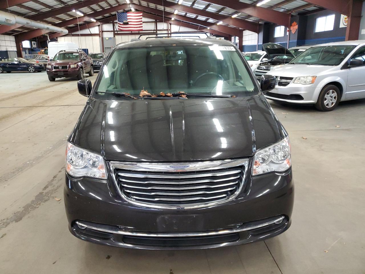 Photo 4 VIN: 2C4RC1BG6ER359039 - CHRYSLER TOWN & COUNTRY 