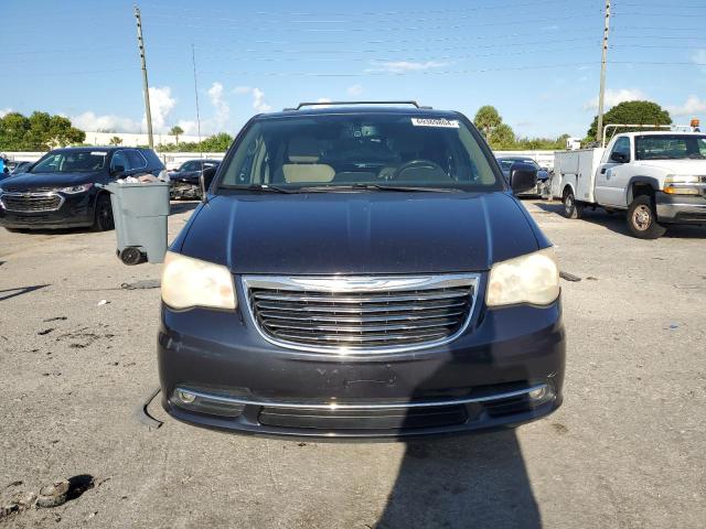 Photo 4 VIN: 2C4RC1BG6ER364225 - CHRYSLER TOWN & COU 