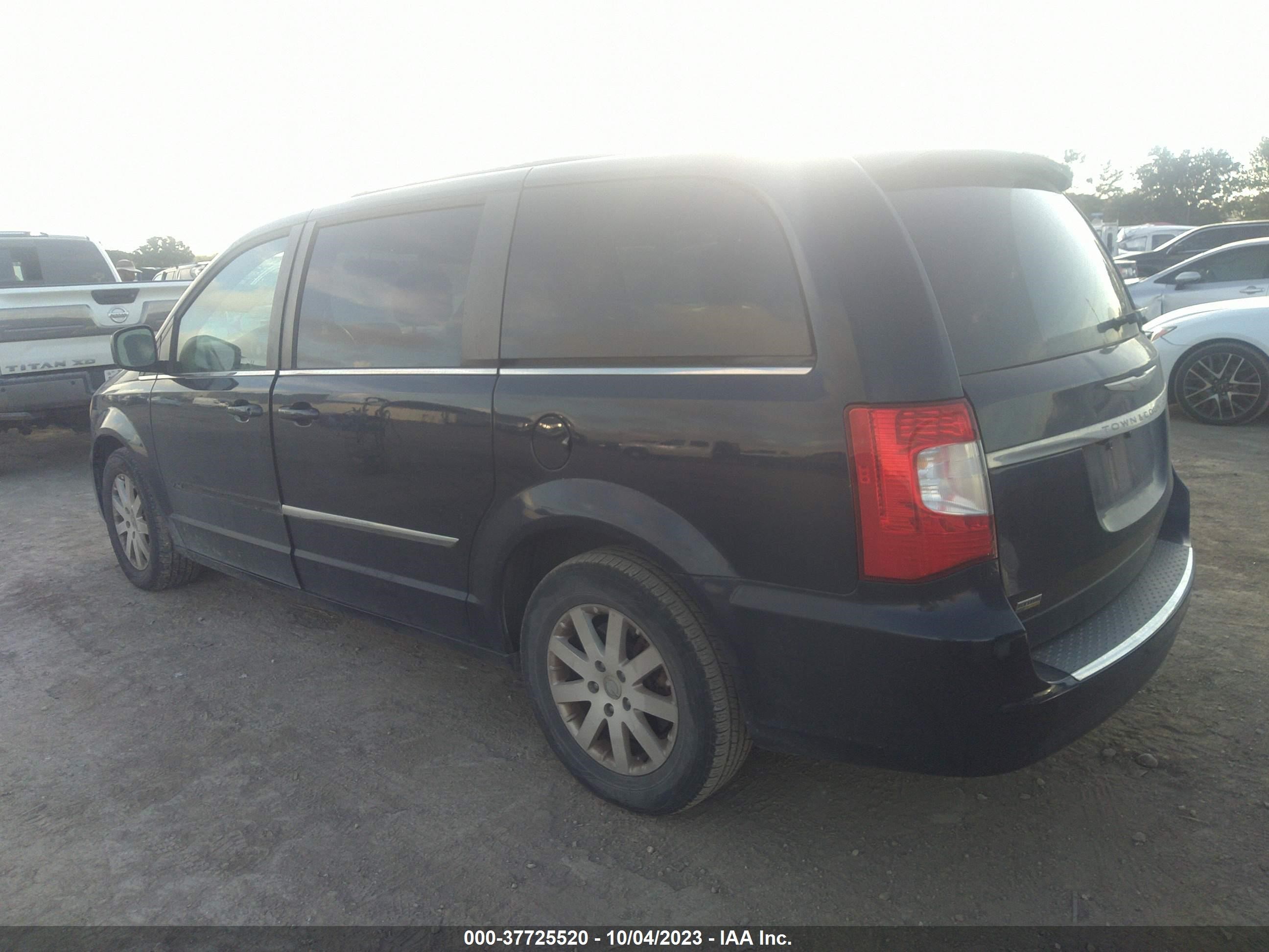 Photo 2 VIN: 2C4RC1BG6ER398147 - CHRYSLER TOWN & COUNTRY 