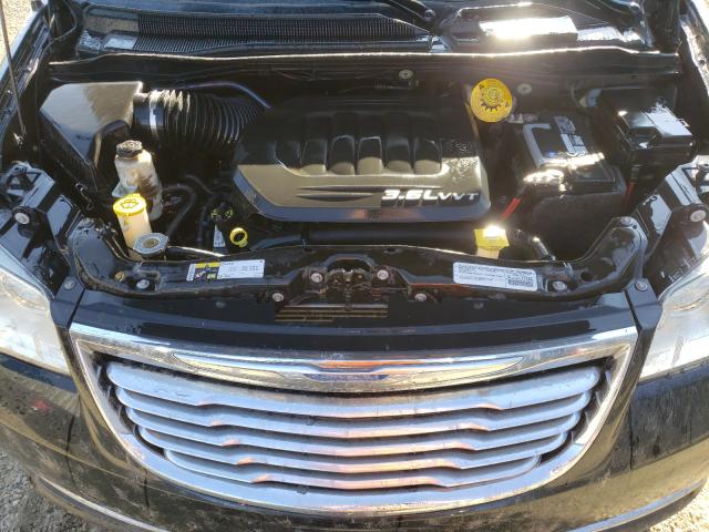 Photo 6 VIN: 2C4RC1BG6FR552356 - CHRYSLER TOWN &AMP COU 