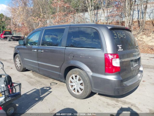 Photo 2 VIN: 2C4RC1BG6FR553863 - CHRYSLER TOWN AND COUNTRY 