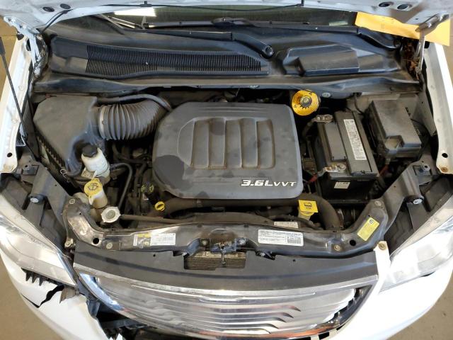 Photo 11 VIN: 2C4RC1BG6FR571537 - CHRYSLER TOWN & COU 