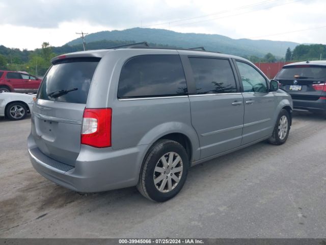 Photo 3 VIN: 2C4RC1BG6FR596681 - CHRYSLER TOWN AND COUNTRY 