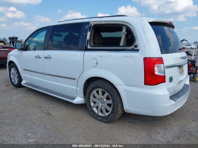 Photo 2 VIN: 2C4RC1BG6FR627928 - CHRYSLER TOWN AND COUNTRY 