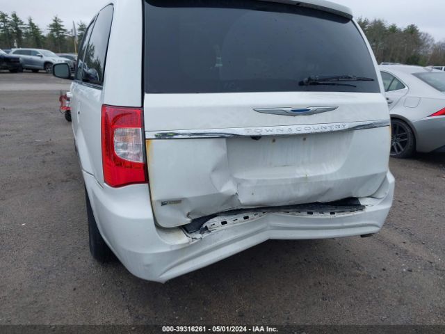 Photo 5 VIN: 2C4RC1BG6FR645443 - CHRYSLER TOWN & COUNTRY 