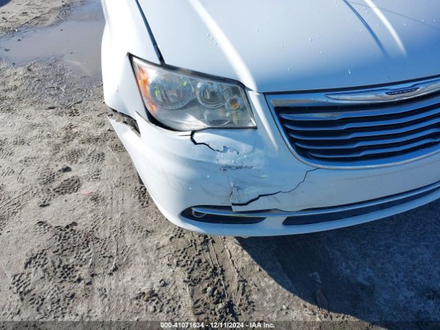 Photo 5 VIN: 2C4RC1BG6GR129715 - CHRYSLER TOWN AND COUNTRY 