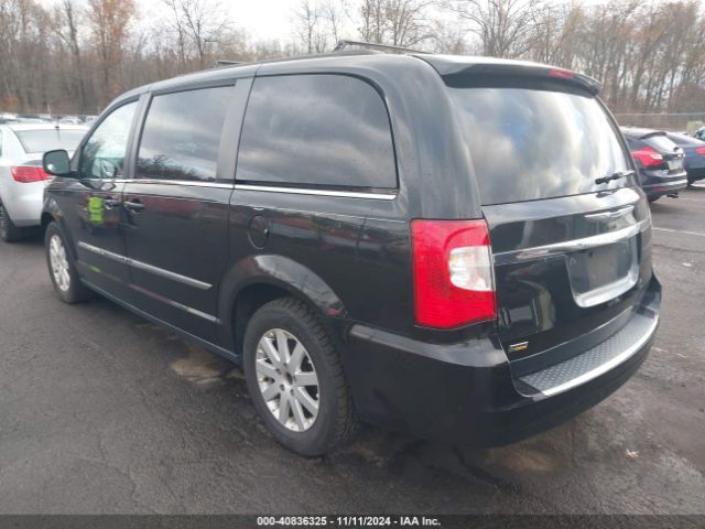 Photo 2 VIN: 2C4RC1BG6GR185492 - CHRYSLER TOWN AND COUNTRY 