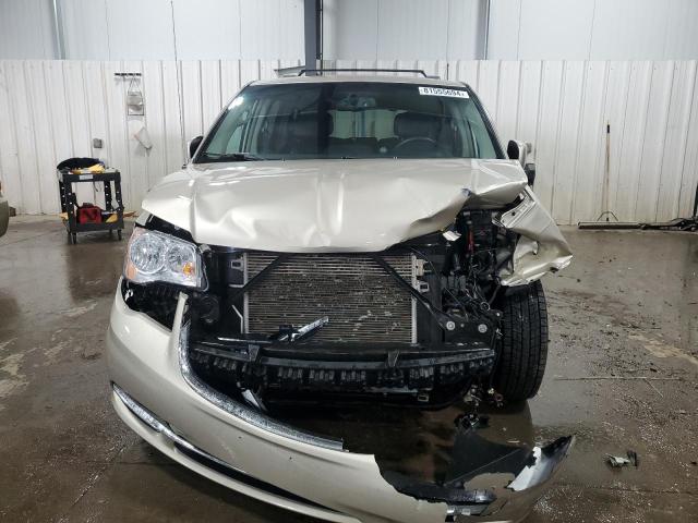 Photo 4 VIN: 2C4RC1BG6GR228874 - CHRYSLER TOWN & COU 