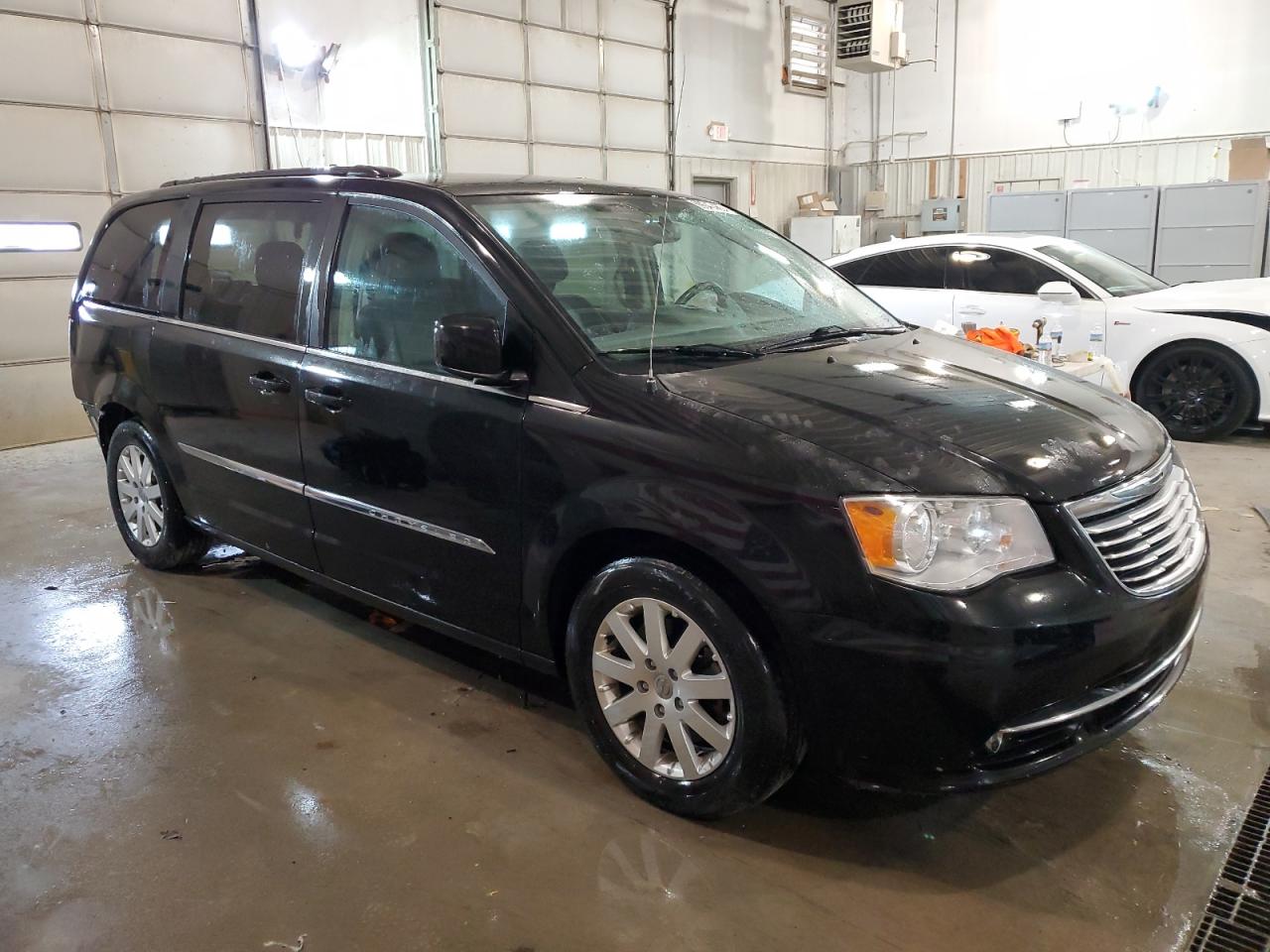 Photo 3 VIN: 2C4RC1BG6GR290730 - CHRYSLER TOWN & COUNTRY 