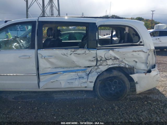 Photo 5 VIN: 2C4RC1BG6GR293126 - CHRYSLER TOWN AND COUNTRY 