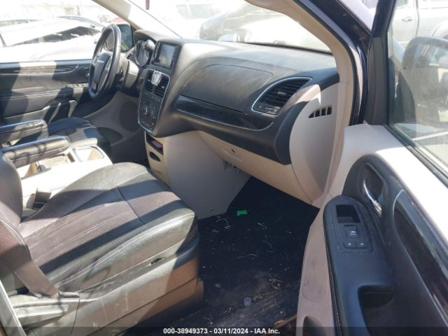 Photo 4 VIN: 2C4RC1BG6GR299668 - CHRYSLER TOWN & COUNTRY 