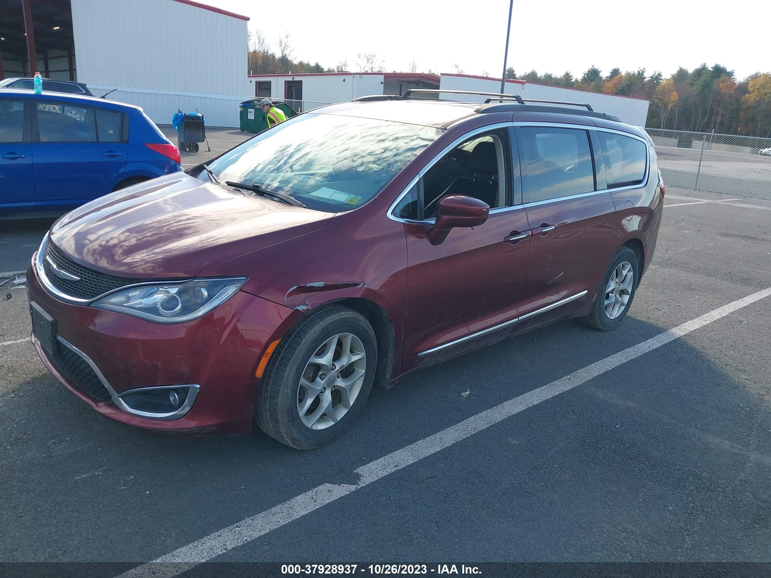 Photo 1 VIN: 2C4RC1BG6HR523233 - CHRYSLER PACIFICA 