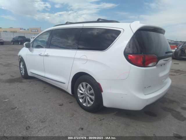 Photo 2 VIN: 2C4RC1BG6HR533874 - CHRYSLER PACIFICA 