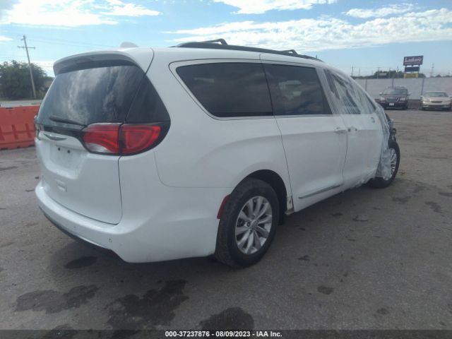 Photo 3 VIN: 2C4RC1BG6HR533874 - CHRYSLER PACIFICA 