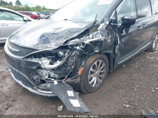 Photo 5 VIN: 2C4RC1BG6HR785527 - CHRYSLER PACIFICA 