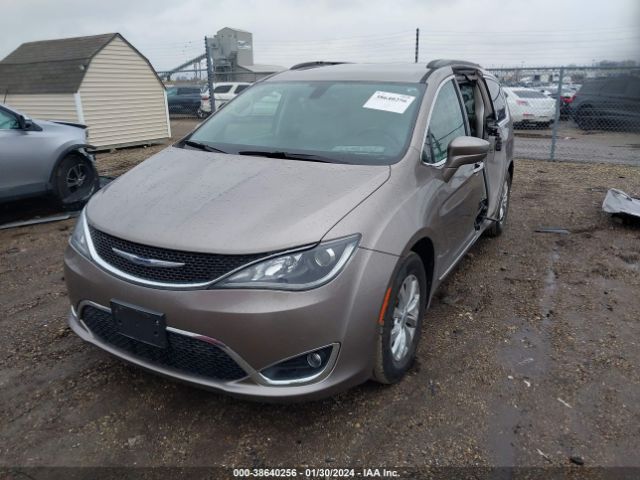 Photo 1 VIN: 2C4RC1BG6HR788167 - CHRYSLER PACIFICA 