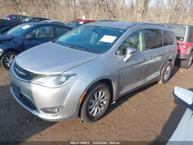 Photo 1 VIN: 2C4RC1BG6JR217736 - CHRYSLER PACIFICA 