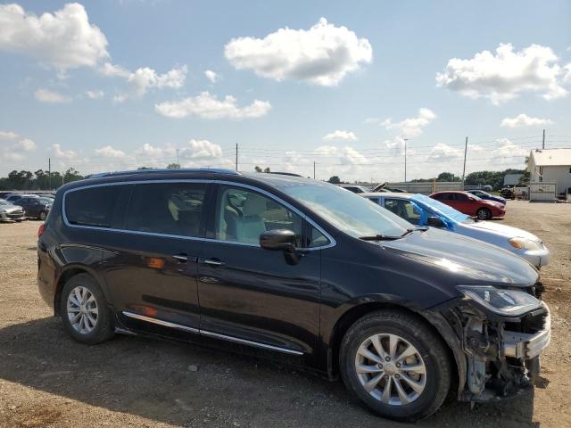 Photo 3 VIN: 2C4RC1BG6JR246542 - CHRYSLER PACIFICA 