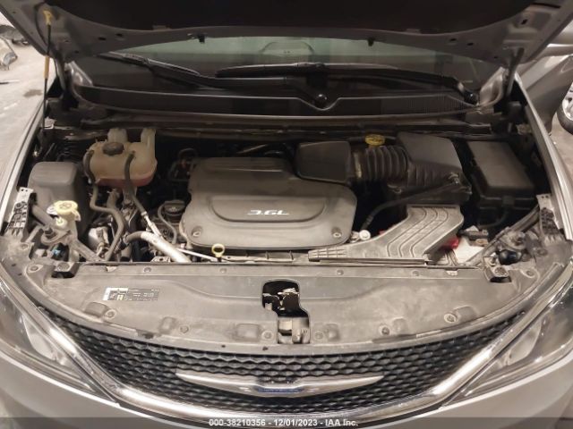 Photo 9 VIN: 2C4RC1BG6KR526608 - CHRYSLER PACIFICA 