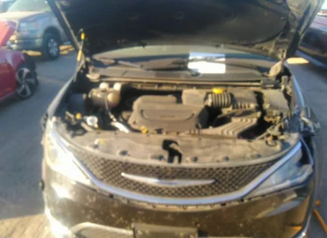 Photo 9 VIN: 2C4RC1BG6KR625476 - CHRYSLER PACIFICA 