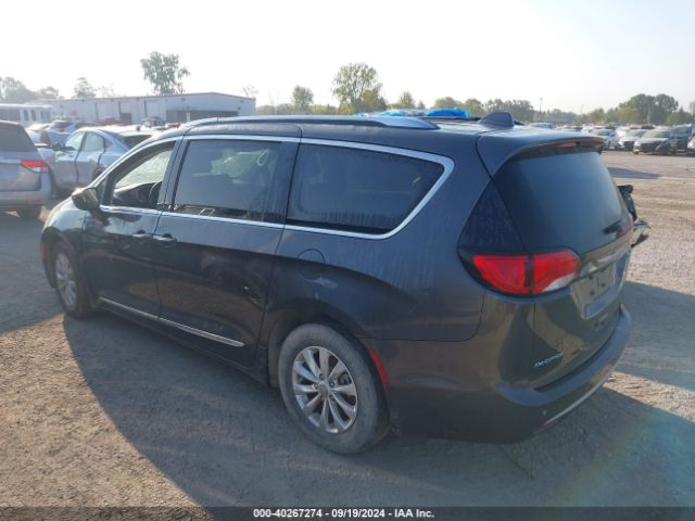 Photo 2 VIN: 2C4RC1BG6KR680672 - CHRYSLER PACIFICA 