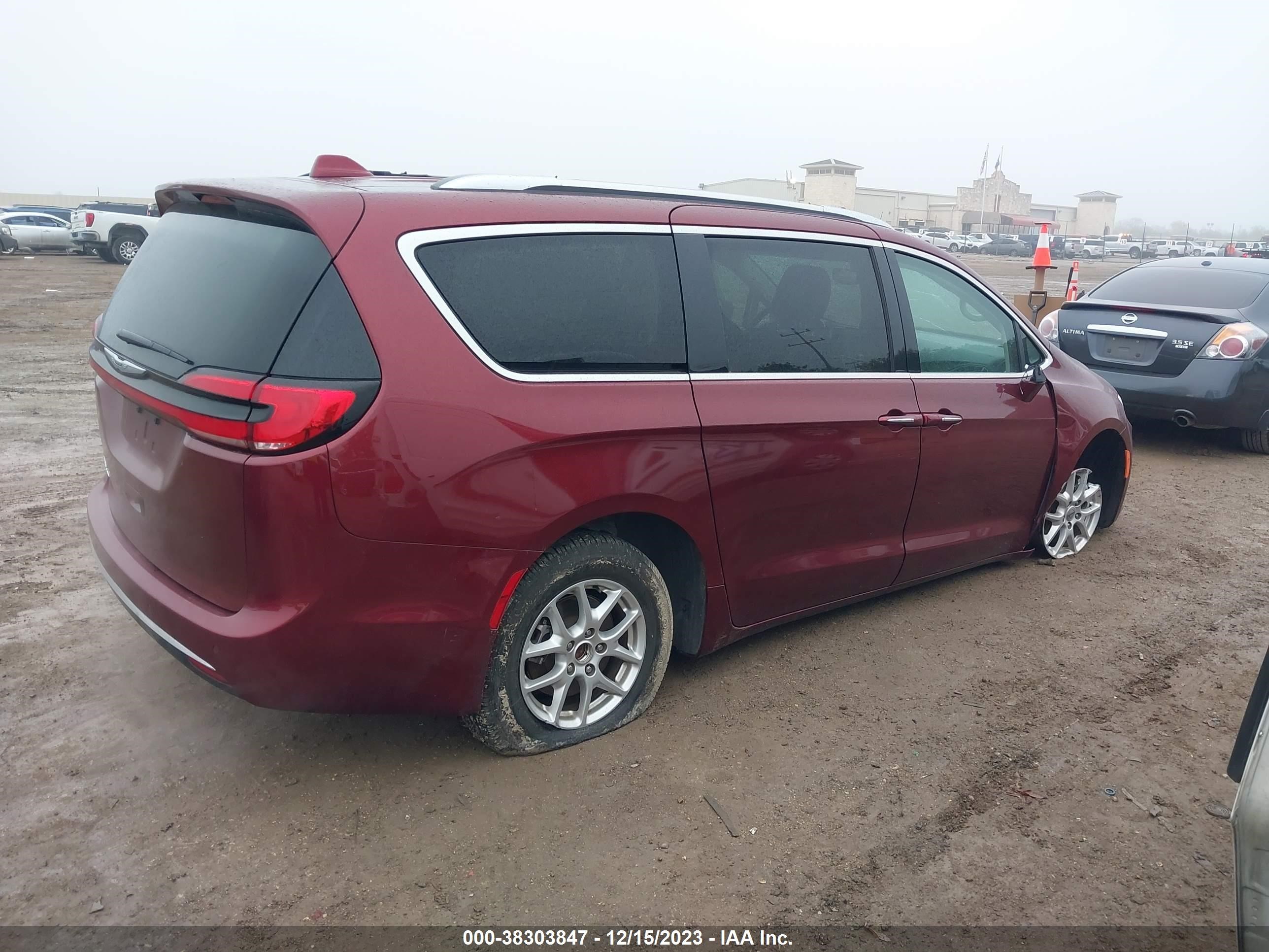 Photo 3 VIN: 2C4RC1BG6MR598427 - CHRYSLER PACIFICA 