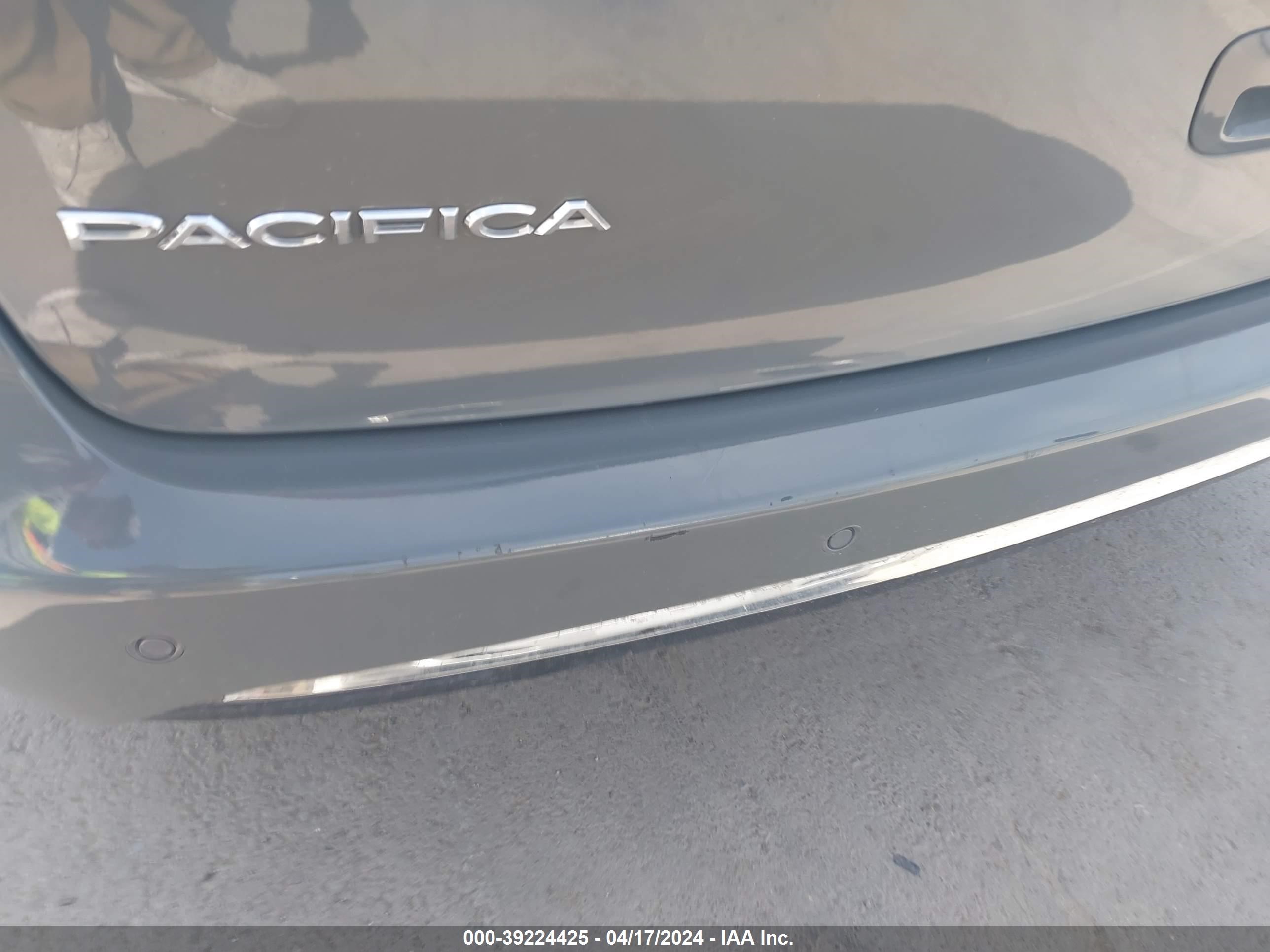 Photo 5 VIN: 2C4RC1BG6PR571412 - CHRYSLER PACIFICA 