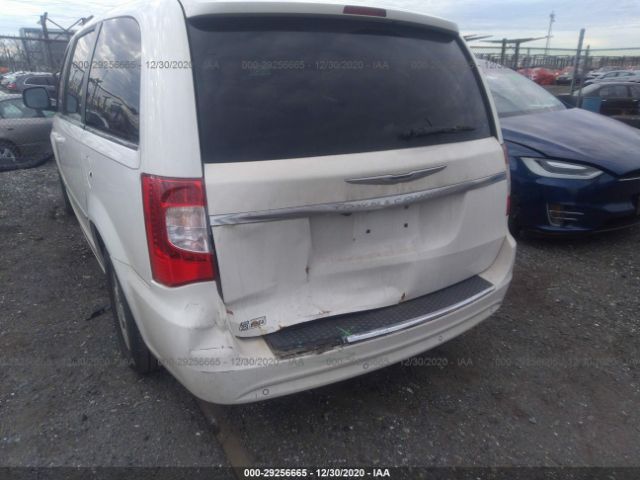 Photo 5 VIN: 2C4RC1BG7CR106938 - CHRYSLER TOWN & COUNTRY 