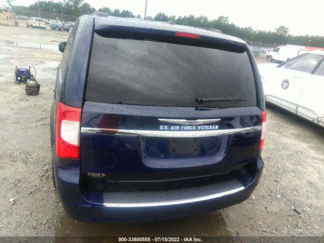 Photo 5 VIN: 2C4RC1BG7CR228358 - CHRYSLER TOWN & COUNTRY 