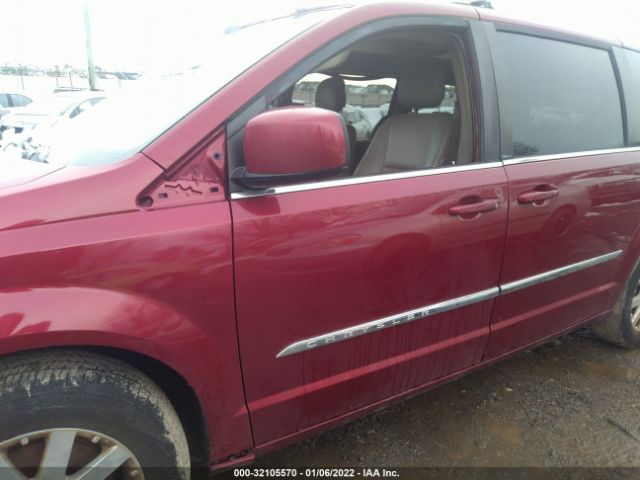 Photo 5 VIN: 2C4RC1BG7CR279021 - CHRYSLER TOWN & COUNTRY 