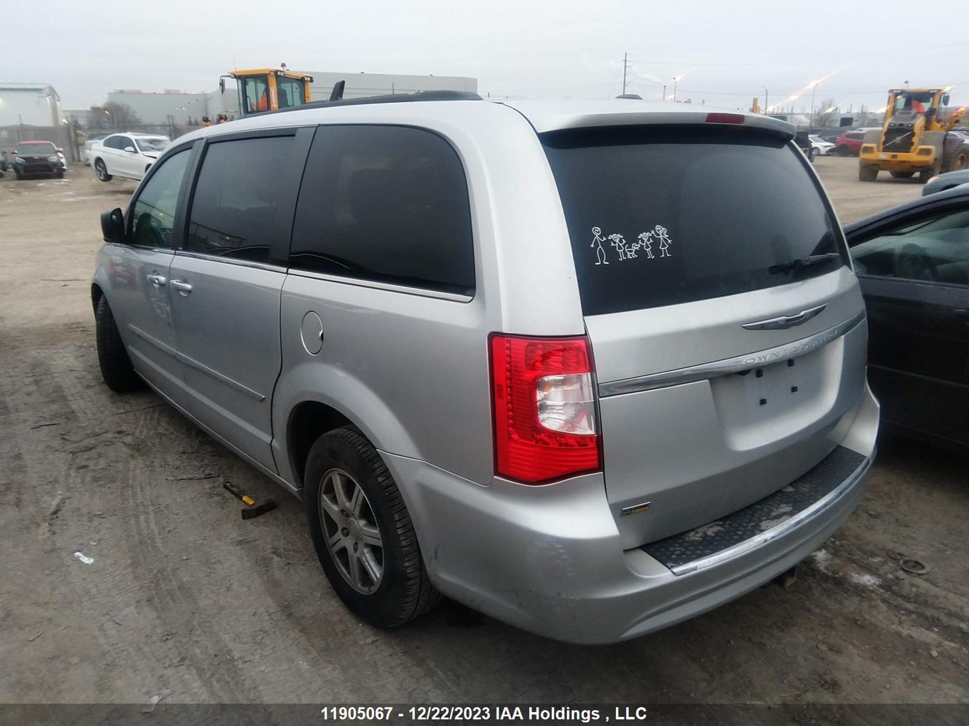 Photo 2 VIN: 2C4RC1BG7CR292982 - CHRYSLER TOWN & COUNTRY 
