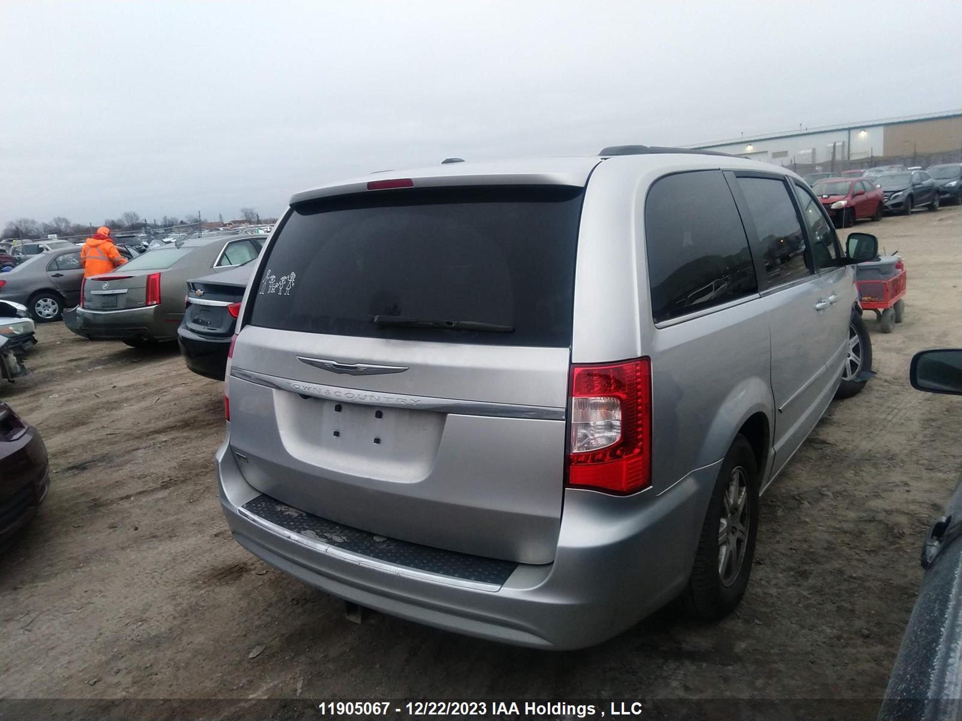 Photo 3 VIN: 2C4RC1BG7CR292982 - CHRYSLER TOWN & COUNTRY 