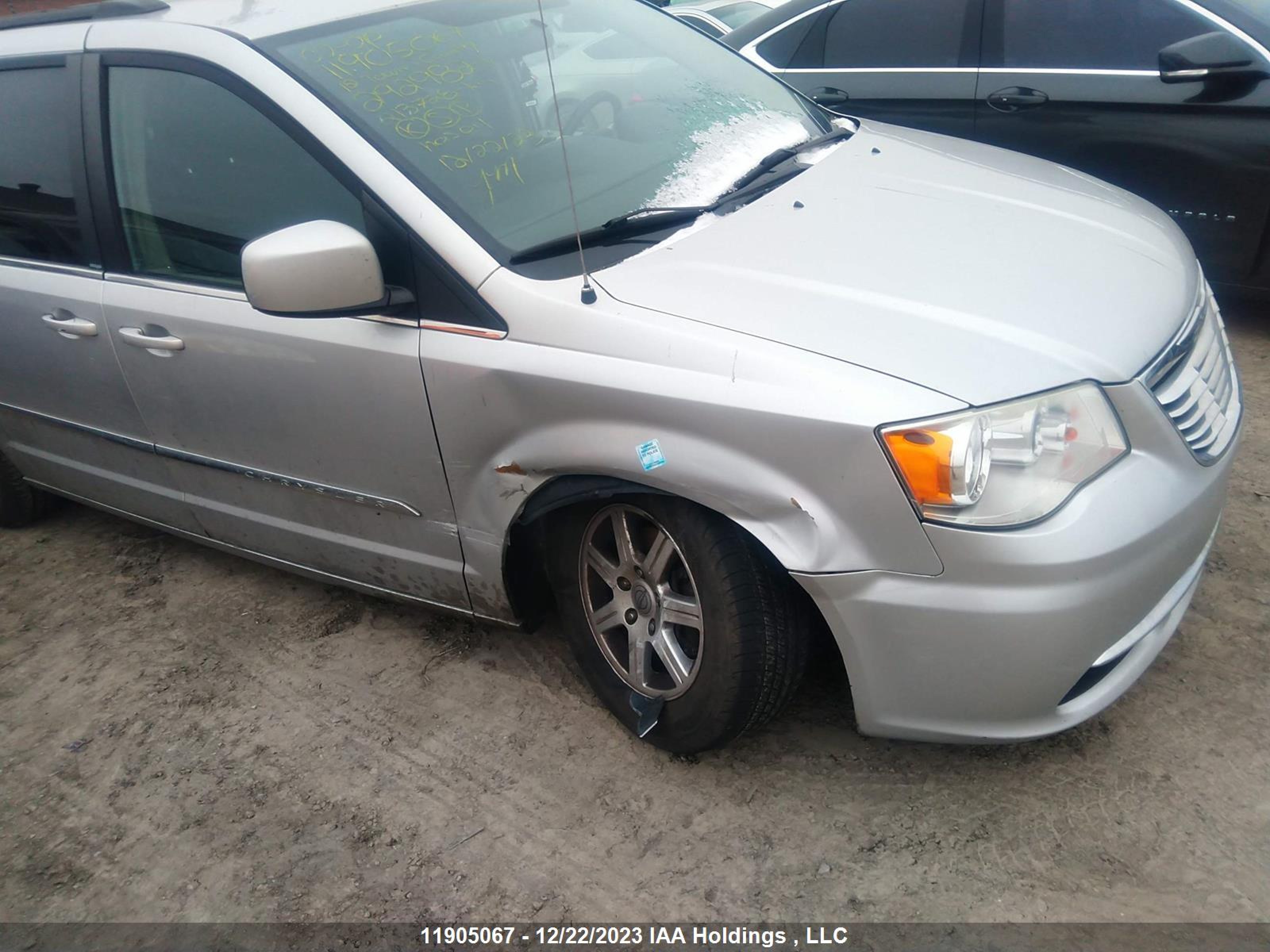 Photo 5 VIN: 2C4RC1BG7CR292982 - CHRYSLER TOWN & COUNTRY 