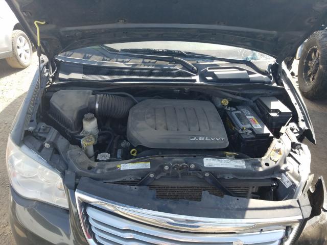 Photo 6 VIN: 2C4RC1BG7CR308890 - CHRYSLER TOWN & COU 