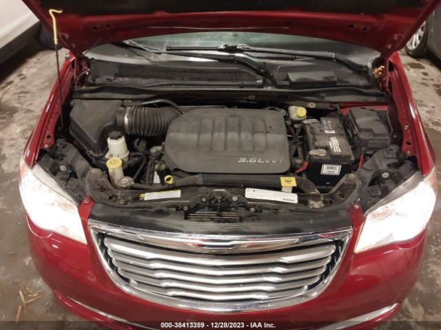 Photo 9 VIN: 2C4RC1BG7CR362061 - CHRYSLER TOWN & COUNTRY 