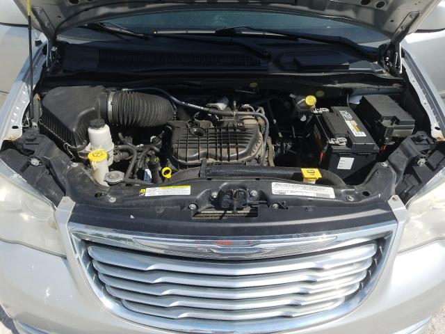 Photo 6 VIN: 2C4RC1BG7CR367860 - CHRYSLER TOWN & COU 