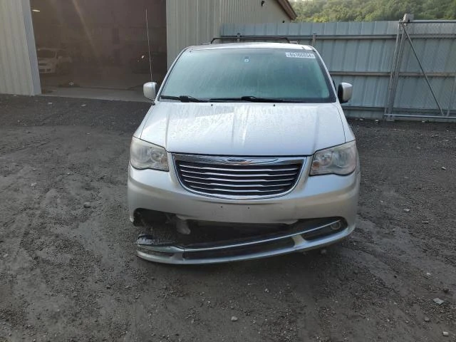 Photo 4 VIN: 2C4RC1BG7CR367941 - CHRYSLER TOWN & COU 