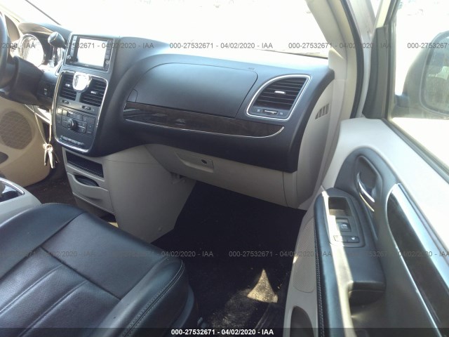 Photo 4 VIN: 2C4RC1BG7CR374971 - CHRYSLER TOWN & COUNTRY 